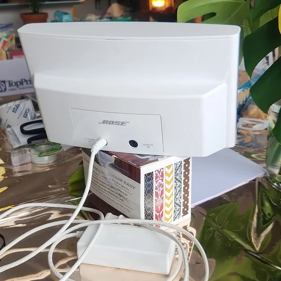 Bose Speaker - Picture 4 of 7